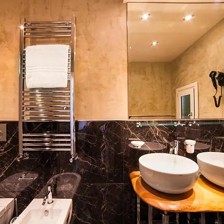 Boutique Hugo Firenze