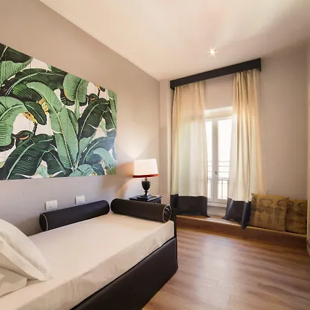 Boutique Hugo * Florence