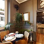 Boutique Hugo Hotel *
